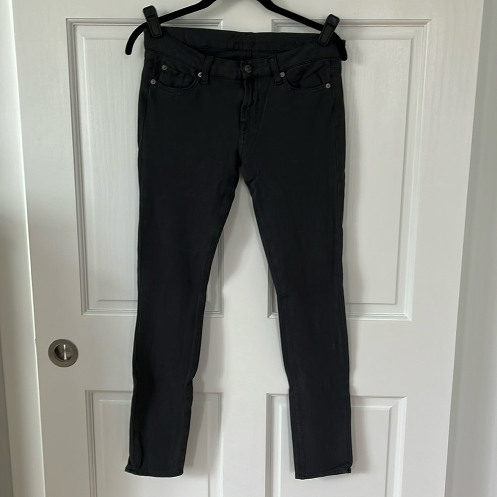 GUC: 7 for all mankind gwenevere gray skinny leggings. Size 28. Mid rise.